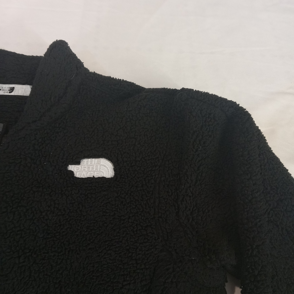 The North Face Women's Black Fleece Faux Fur Jacket Size XS - Picture 5 of 10